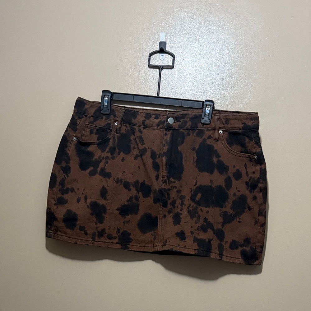 Fashion Nova Brown and Black Mini Skirt